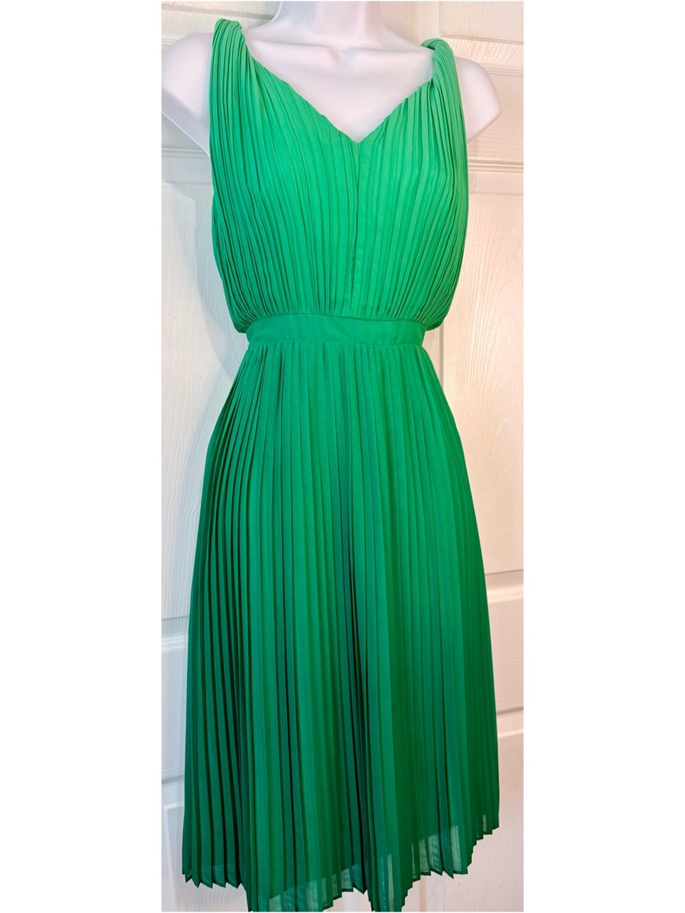 BANANA REPUBLIC Green Ombré Pleated Plisse Dress Small